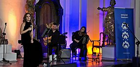 Muzeum w Łowiczu: muzyczna podróż z Malwiną Ciesielską
