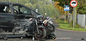 Dramat na skrzyżowaniu w Kompinie. Ofiarą motocyklista