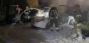 Po pożarze aut na os. Konopnickiej. Co robi policja?