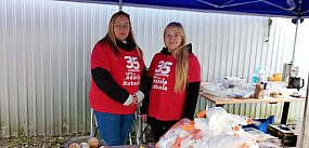 Pooglądaj klasyki i wesprzyj Adasia i Kubusia!