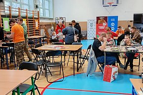 Łowicz gra do późnego wieczora-12653