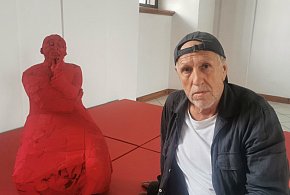 Rzeźb tego artysty nie chcieli w Łodzi, choć to gwiazda. Zobaczymy je w Łowiczu-329812