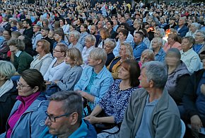 Opera w Nieborowie pobiła rekordy. CZTERY TYSIĄCE widzów!-329857