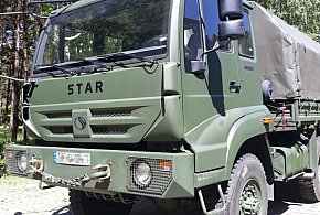 Wojsko na ulicach jesienią – skąd tyle kolumn wojskowych w ruchu? -330748