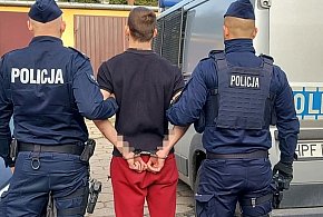Wpadka 30-latka w Łowiczu. W plecaku miał pół kilo amfetaminy-331668