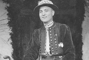 Jedna chałupa i troje etnografów. O Henryku Świątkowskim i jego żonach-332094