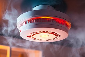 Rewolucja w przepisach pożarowych. Nowe obowiązki dla właścicieli domów i firm-332370