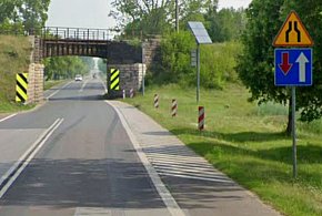 Dramat na DK14. Włączył światła awaryjne, wyszedł z kabiny i zginął-332627