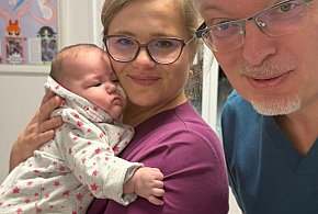 Uratowali niewiarygodnie małe dziecko. W Łowiczu z nimi współpracują-333227