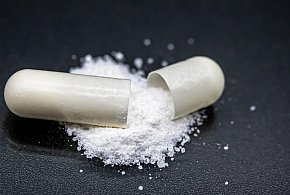 Salmonella w popularnym suplemencie. „Nie należy spożywać”-333483