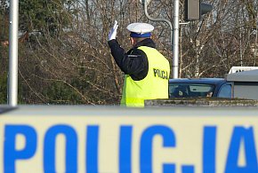 Łowicz i okolice. Siedem kolizji na drogach w miniony weekend!-333627