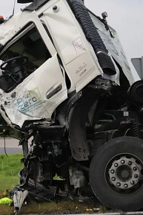 Zderzenie ciężarówek na DK 92-12481