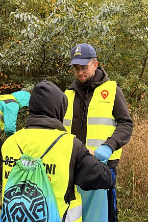 Tym razem sprzątali las Zielkowicach-12503