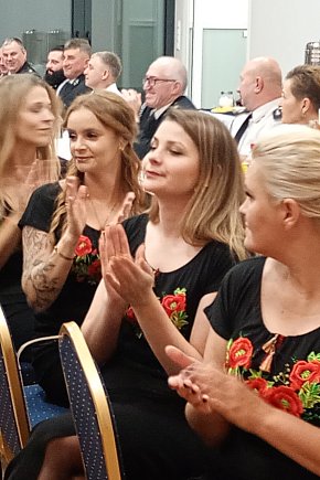 Panie bawią się na Babim Zlocie-12544