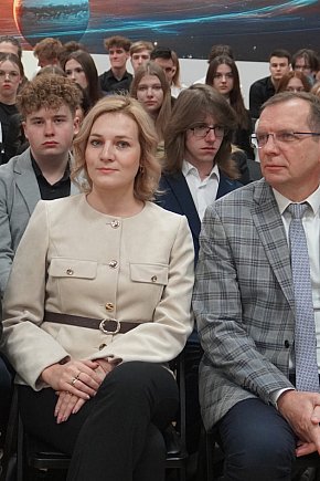 Stypendia starosty łowickiego-12579