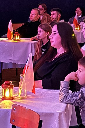 Wieczorek patriotyczny w SP 4 Łowicz-12666