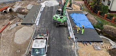 10 milionów złotych i 75% prac. Co dzieje się na DW 704?-330458