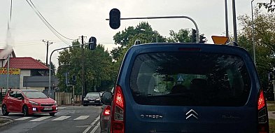 Nie działała sygnalizacja na DK92 w Łowiczu. „Doszło do poważnej awarii” -330435