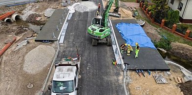 10 milionów złotych i 75% prac. Co dzieje się na DW 704?-330458