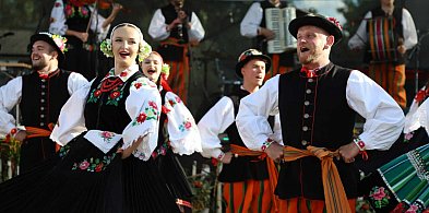 Folklor z Łowicza podbija Amerykę. Rafał Wróbel poprowadzi warsztaty w Las Vegas-331692