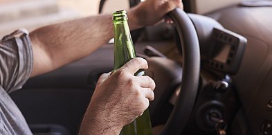 Zatrzymali go za brak pasów, ale to dopiero początek. Grozi mu nawet więzienie!-332228