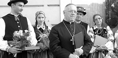 Pięć lat bez biskupa Zawitkowskiego. Łowicz wciąż pamięta ukochanego pasterza-332303