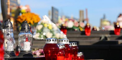 Dzień dobry, tu Łowiczanin.info. Dziś przypada dzień Wszystkich Świętych-332426