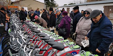 Aktualizacja: już po licytacji rowerów w Łowiczu. Tyle dano za najdroższy-332942