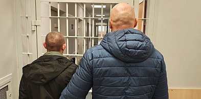 Przetrzymywana i bita. Uciekła, gdy sprawca się zagapił-333122