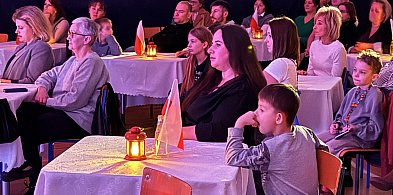 Patriotyczne w SP 4. Uczniowie przywołali ducha niepodległości-333413