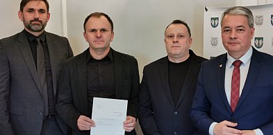 Łowicz. Nowy klub radnych - nie będziemy bezrefleksyjnie wspierać burmistrza-333855