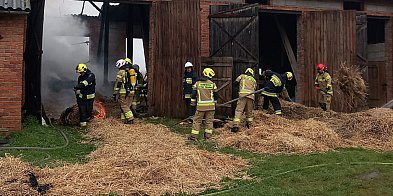 Strażacy odjechali, ogień pojawił się ponownie-331304
