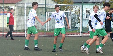 Korona i Pogoń trzymają czoło-332366