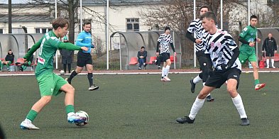 Piłkarskie zakończenie jesieni na Ziemi Łowickiej-333449