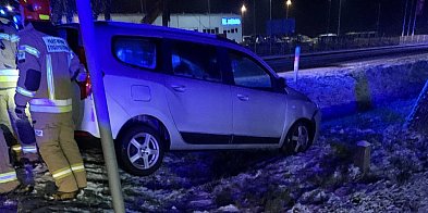 Uderzył w samochód i odjechał. Policja ustala sprawcę-333612