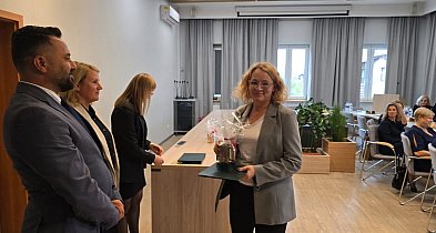 Nagrody dla nauczycieli z gminy Łowicz z okazji Dnia Edukacji Narodowej FOTO-331767
