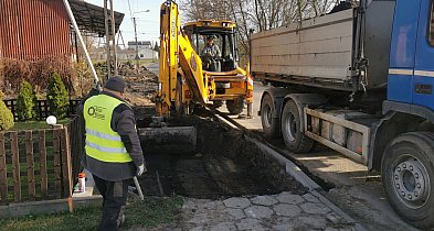 Nadbzurzańska jeszcze otwarta, ale lepiej ją omijać-333170