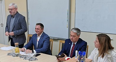 Na Nowym Mieście i Bratkowicach spokojnie. Burmistrz godzinę mówił o budżecie-333236