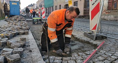 Utrudnienia w centrum Łowicza. Przejedziesz ale zachowaj ostrożność-333398