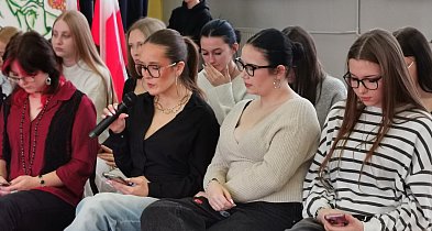 Presja szkolna, rówieśnicy, Internet, depresja. Otwarta dyskusja w Ekonomiku-333437