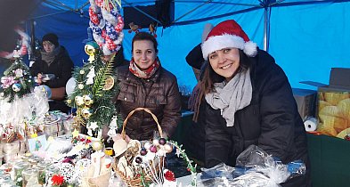 600 paczek trafi do dzieci na pierwszym świątecznym jarmarku w tym roku!-333693