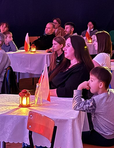 Patriotyczne w SP 4. Uczniowie przywołali ducha niepodległości-333413