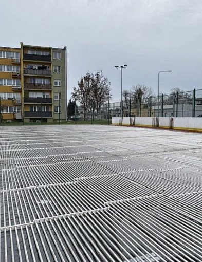 Lodowisko w Łowiczu już powstaje! Padła data otwarcia-333467