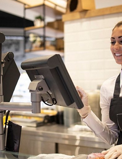 Nowe oferty pracy w Łowiczu. Magazynier, kasjer i kierownik pilnie poszukiwani-333831