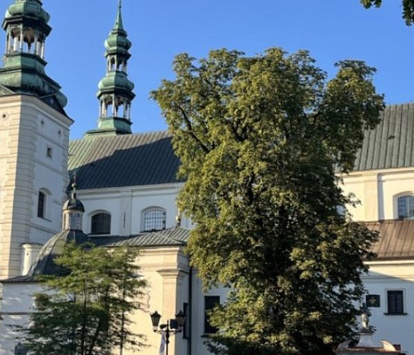 Gdzie żyje się najlepiej w naszym regionie? Łowicz wysoko w rankingu-332372