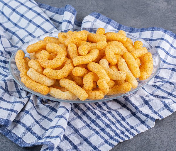 Popularne chrupki mogą Ci zaszkodzić. GIS alarmuje po kontroli-332668