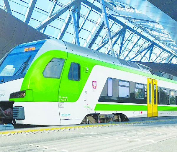 Burza o pociągi w Żychlinie-332888