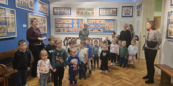 Niedźwiadki i Ślimaczki śladem Reymonta i tradycji-333185