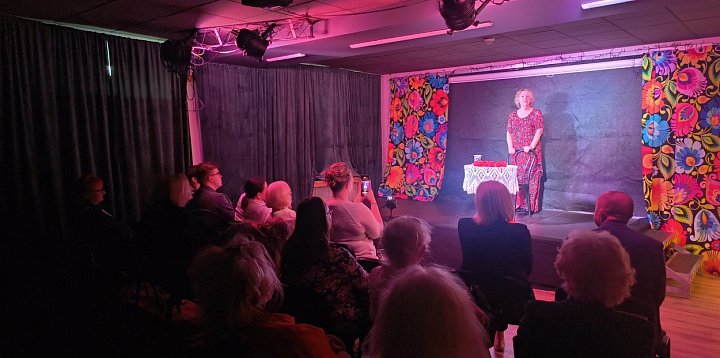 Teatr Amatorski „Inspiracje” zaprasza na „Mściciela”-333374