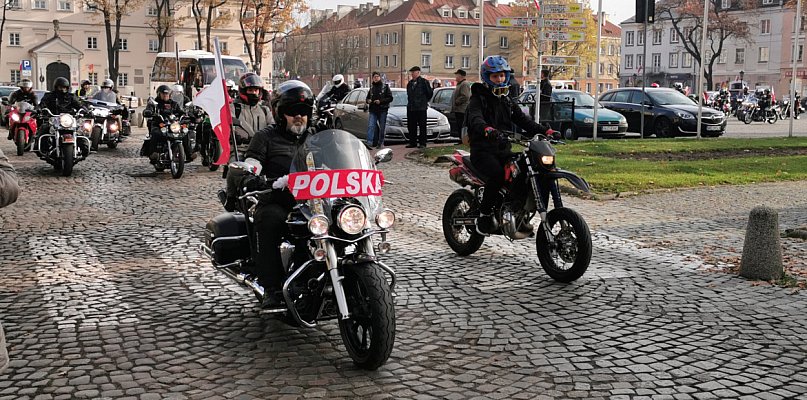 Motocykle w biało-czerwonych barwach wyruszą z Łowicza! Wypatruj ich na trasie - 332759